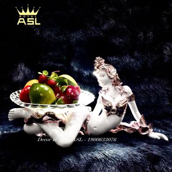 Đĩa Trái Cây Thủy Tinh Nghệ Thuật Thiếu Nữ Đội Vương Miện Nằm Gợi Cảm - Màu Hồng Nhạt - DTT0009