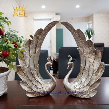 Cặp Công Châu Âu Trang Trí Sang Trọng - Màu Bạc - CHP04