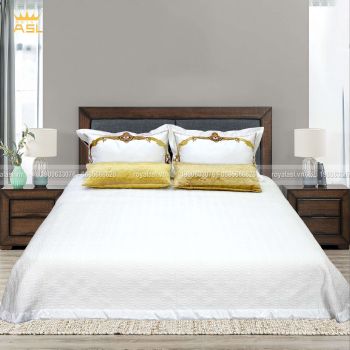 Bộ Chăn Ra Gối 6 Món Gấm Lụa Trắng Tinh Khôi Pure White Silk Satin-Thêu Cách Điệu Phong Cách Hoàng Gia-Trắng Nâu-DR100B