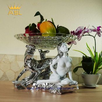Đĩa Trái Cây Thiếu Nữ Ấn Tượng Ngồi Cạnh Cọp- Màu Trắng - DTT0013