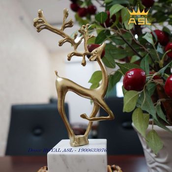 Hươu Nai Vàng Tuần Lộc May Mắn - Đế Cao - HN067