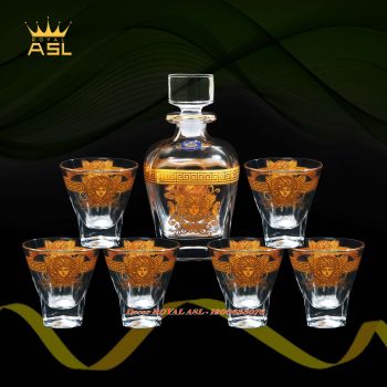 Bộ Bình  Rượu Versace whisky Pha Lê Kiểu Pháp-Họa Tiết Viền Và Dát Nổi Vàng Hình Mặt Chiến Binh Versace -Đáy Vuông-BRV0106