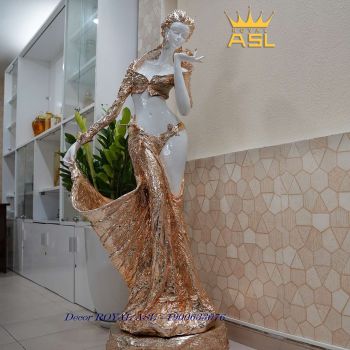 Tượng Mỹ Nhân Đứng Nghiêng Yểu Điệu-Váy Xòe Đuôi, Dài Tay-Phong Cách Châu Âu-Vàng Ánh-TCG06