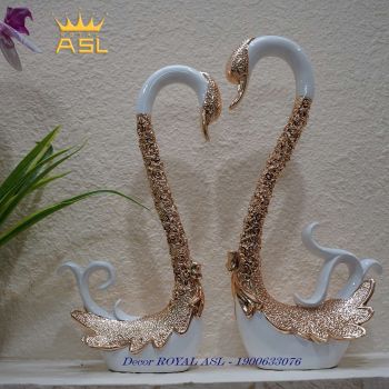 Décor Đôi Thiên Nga Uyên Ương Sứ Phong Cách Thời Thượng - Trắng Họa Tiết Vàng - TN089
