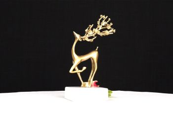 Hươu Nai Vàng Tuần lộc May Mắn -HN068